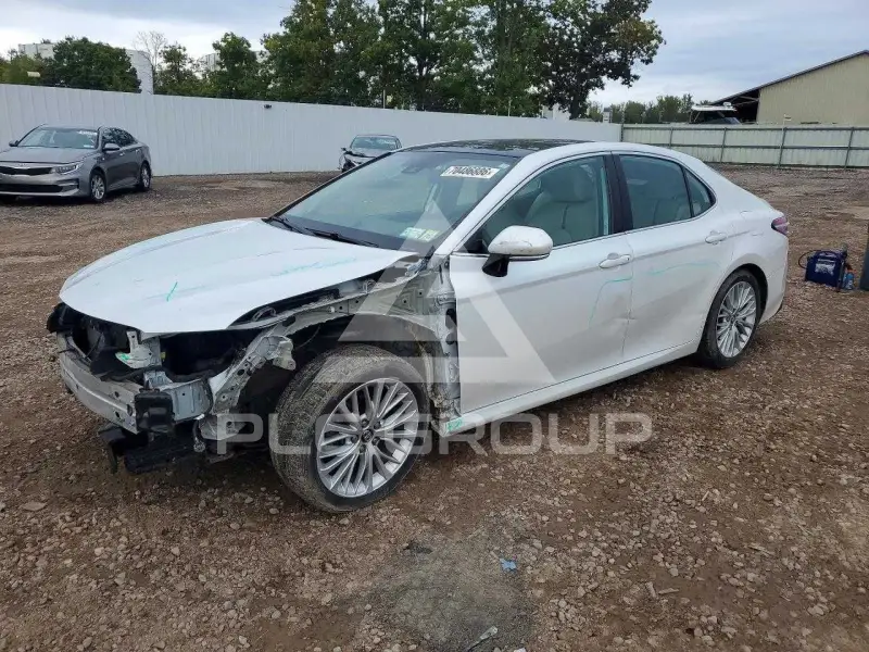 2019 Toyota CAMRY фото