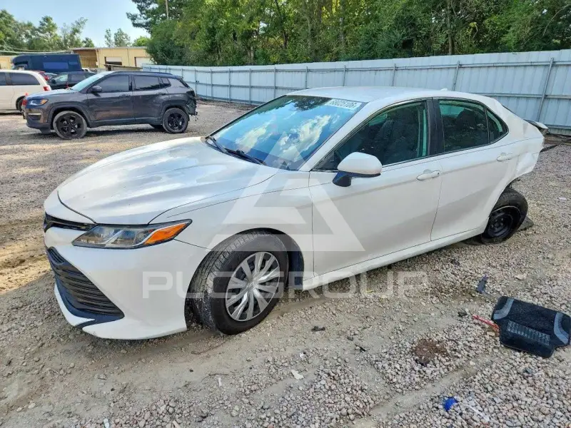 2019 Toyota CAMRY фото