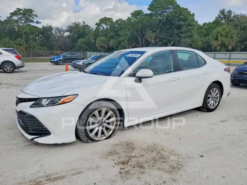 2019 Toyota CAMRY фото