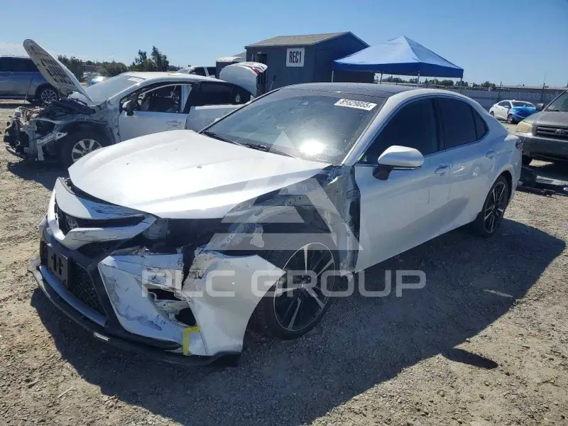 2019 Toyota CAMRY фото