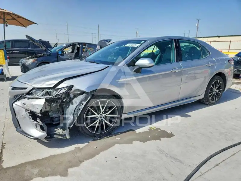 2019 Toyota CAMRY фото