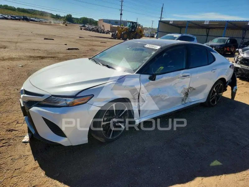 2019 Toyota CAMRY photo