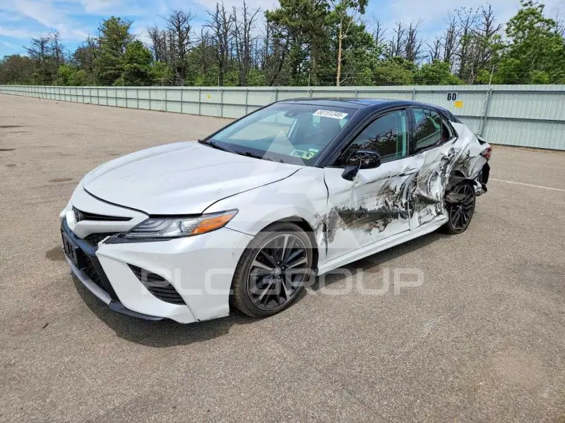 2019 Toyota CAMRY фото