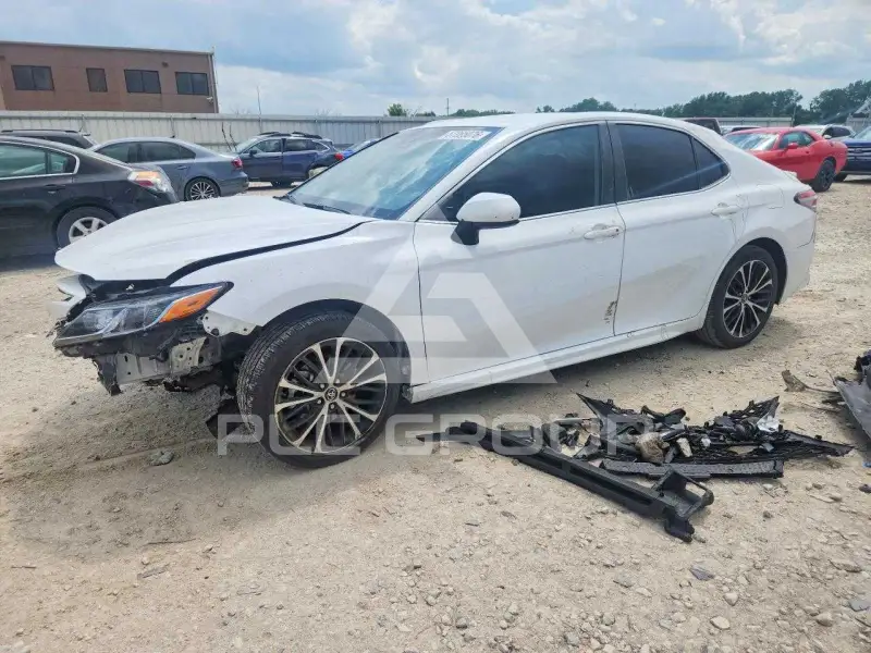 2019 Toyota CAMRY фото