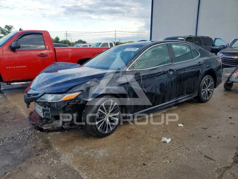 2019 Toyota CAMRY фото