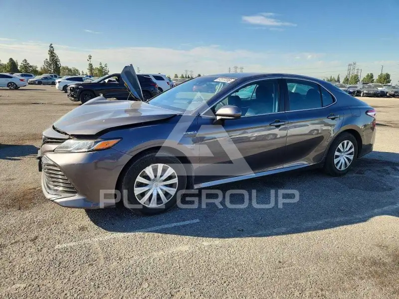 2019 Toyota CAMRY фото