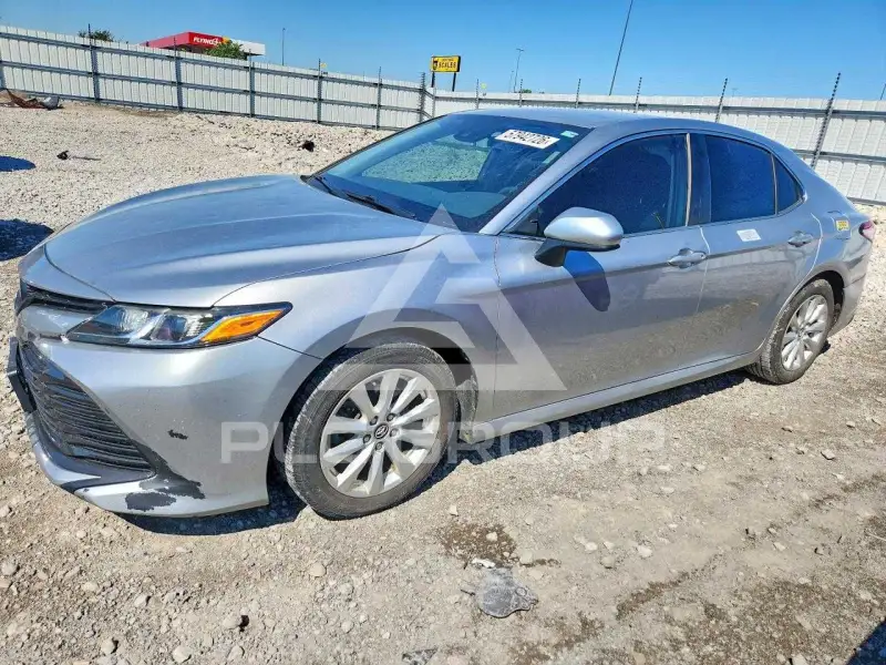 2019 Toyota CAMRY photo
