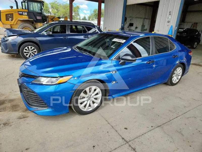 2019 Toyota CAMRY фото