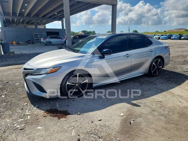 2019 Toyota CAMRY фото