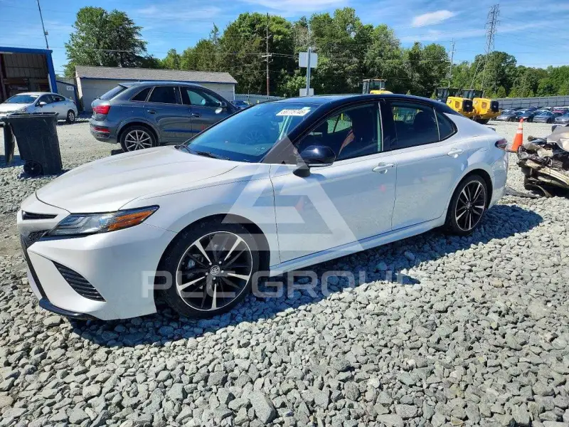 2019 Toyota CAMRY фото