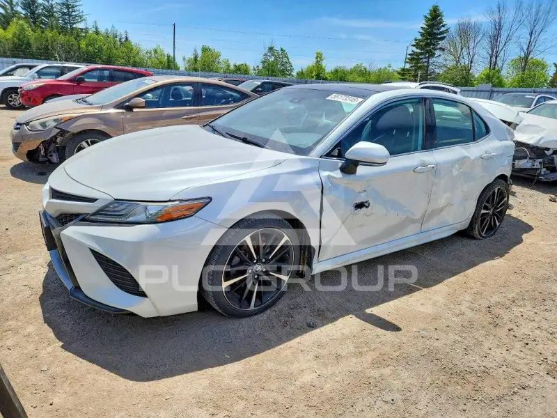 2019 Toyota CAMRY фото