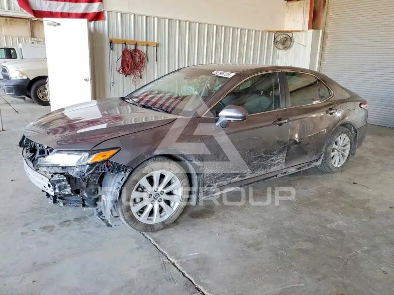 2019 Toyota CAMRY фото