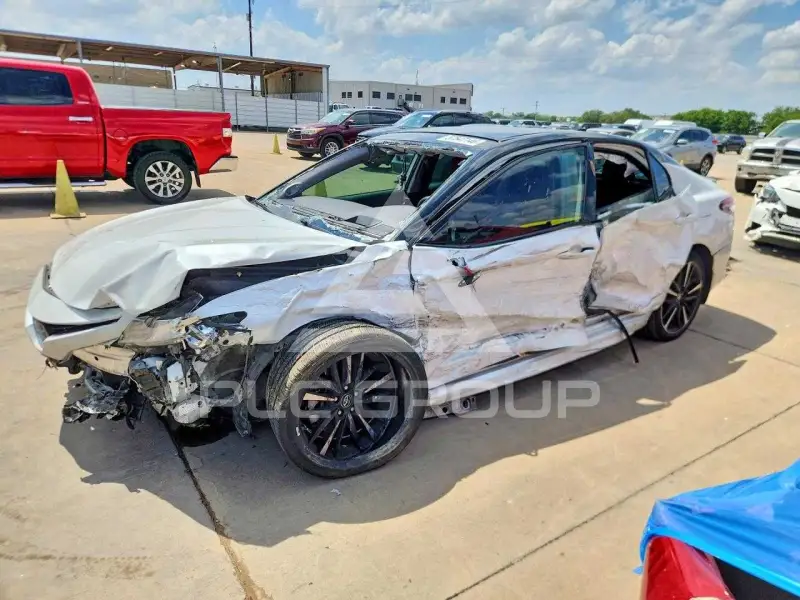 2019 Toyota CAMRY фото