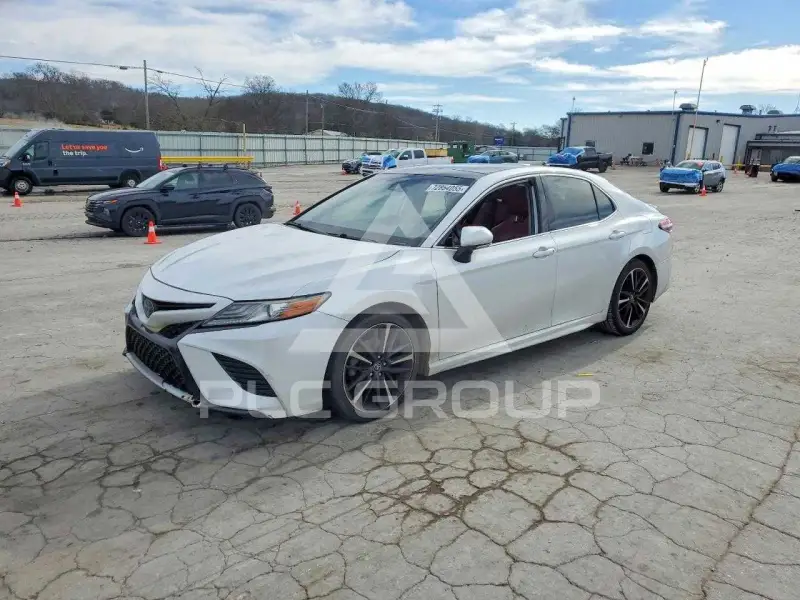 2019 Toyota CAMRY фото