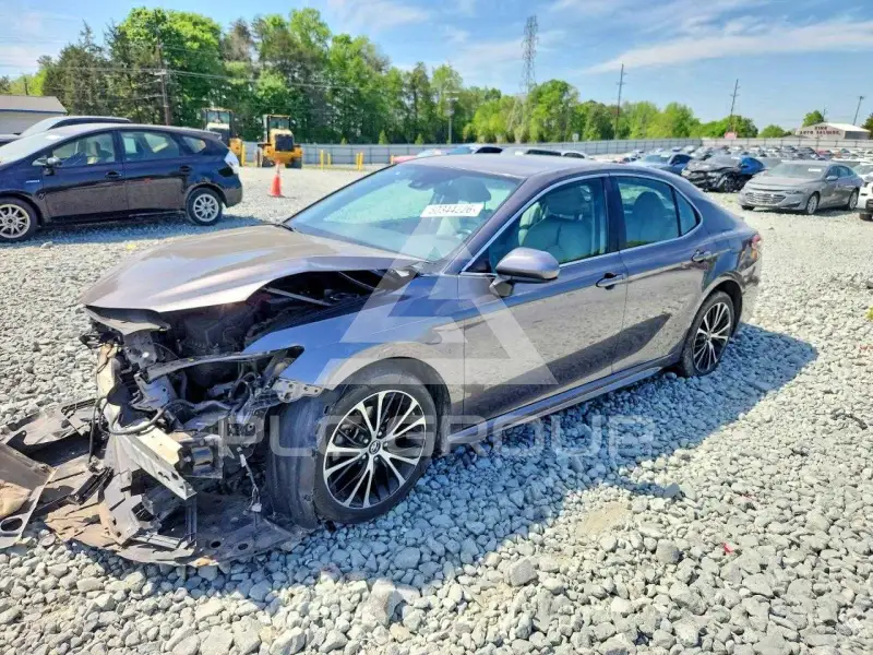 2019 Toyota CAMRY фото