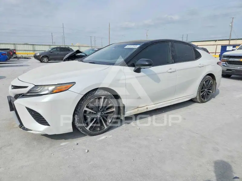 2019 Toyota CAMRY фото