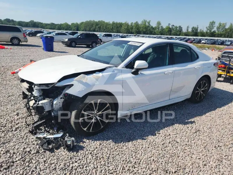 2019 Toyota CAMRY фото
