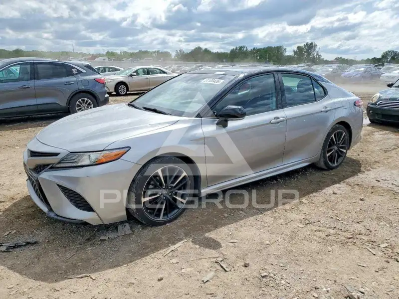2019 Toyota CAMRY фото