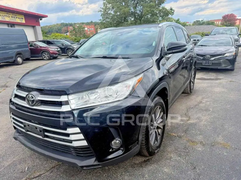 2019 Toyota Highlander фото