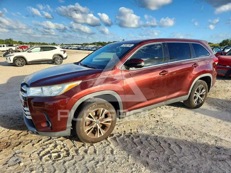 2019 Toyota Highlander фото