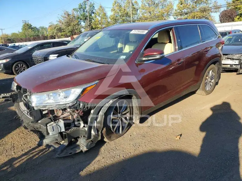 2019 Toyota Highlander фото