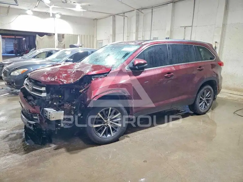 2019 Toyota Highlander фото