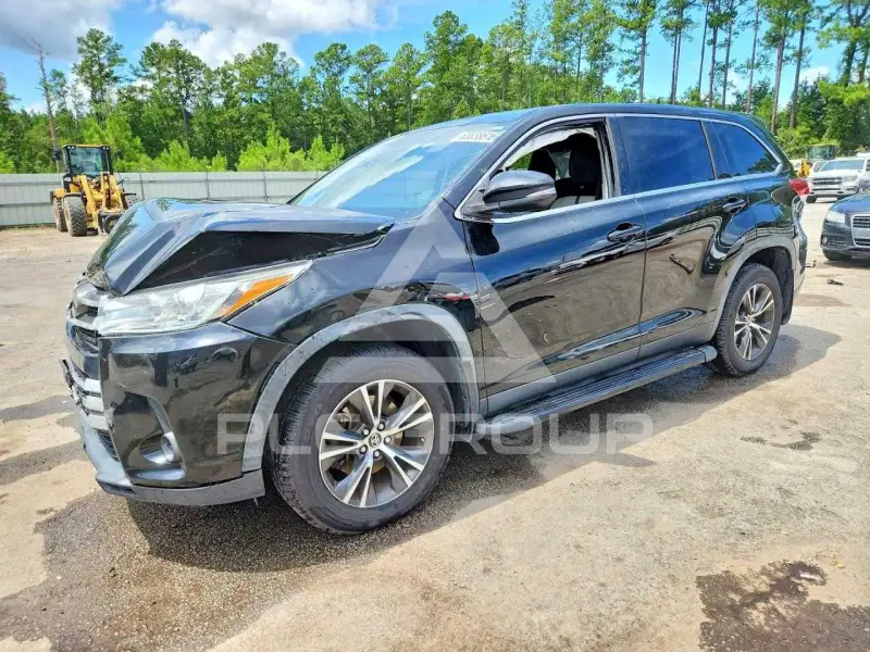 2019 Toyota Highlander фото