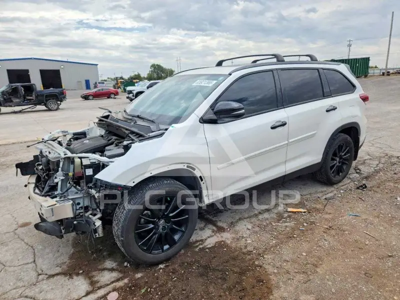 2019 Toyota Highlander фото