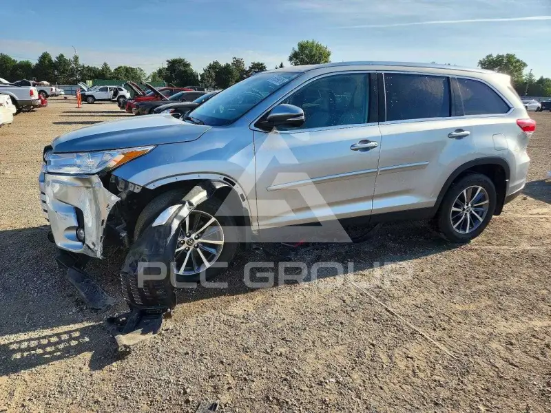 2019 Toyota Highlander фото