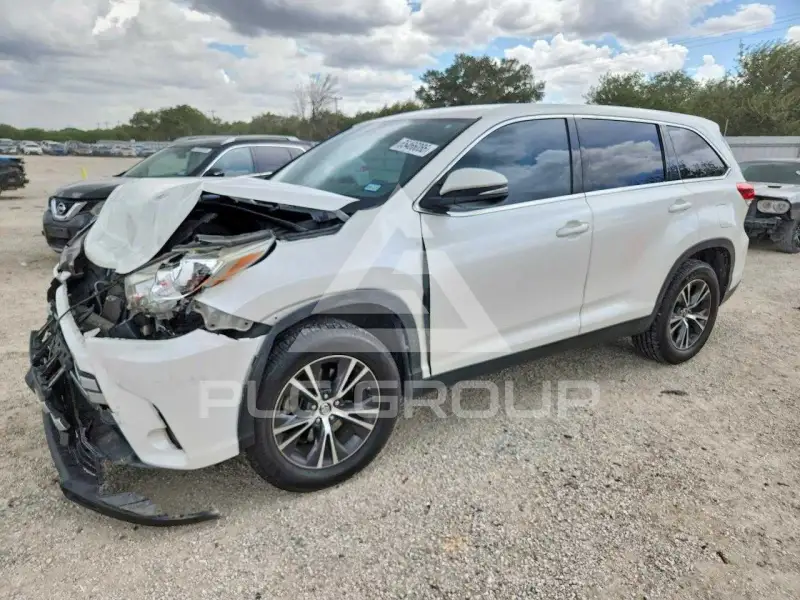 2019 Toyota Highlander фото