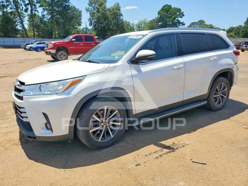 2019 Toyota Highlander фото