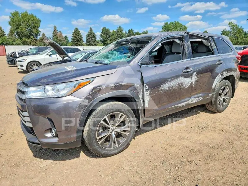 2019 Toyota Highlander фото