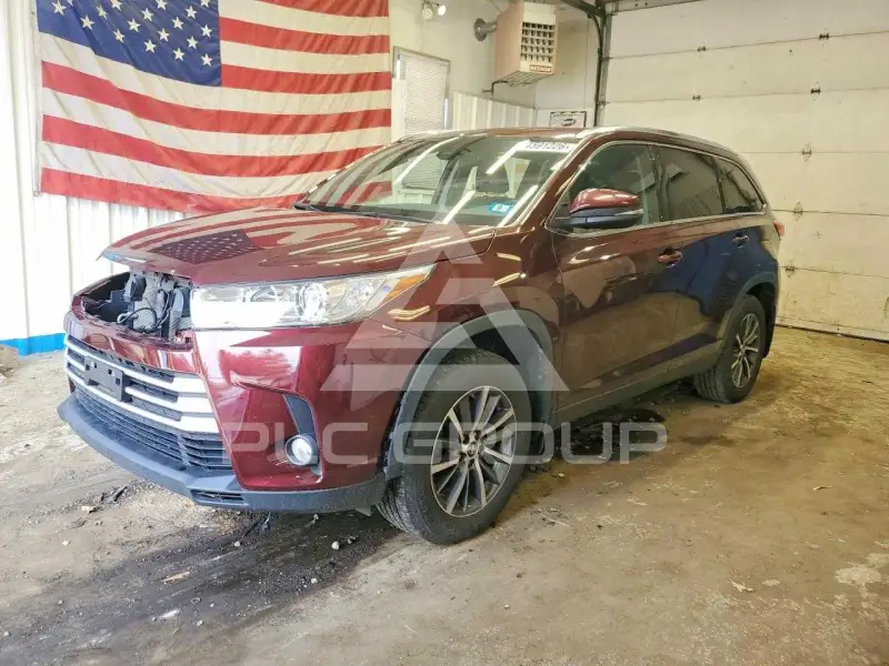 2019 Toyota Highlander фото