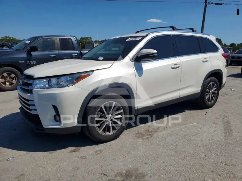 2019 Toyota Highlander фото