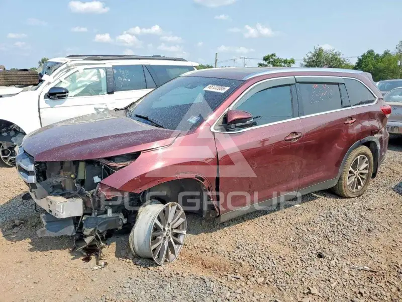 2019 Toyota Highlander фото