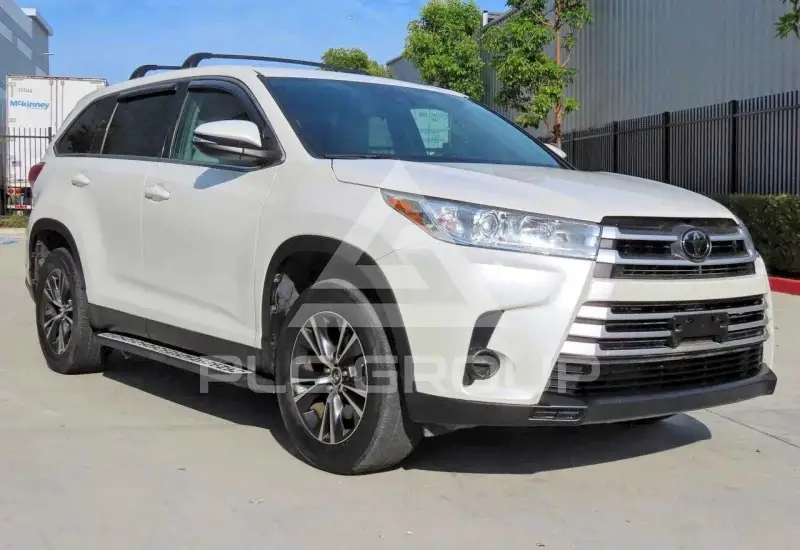 2019 Toyota Highlander photo