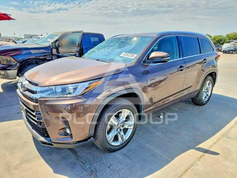 2019 Toyota Highlander фото