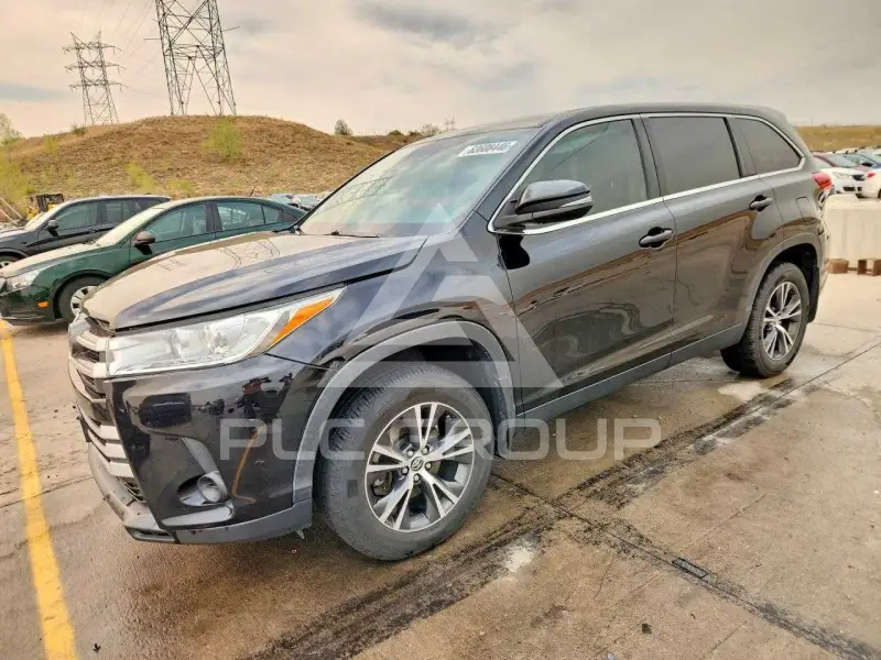 2019 Toyota Highlander фото