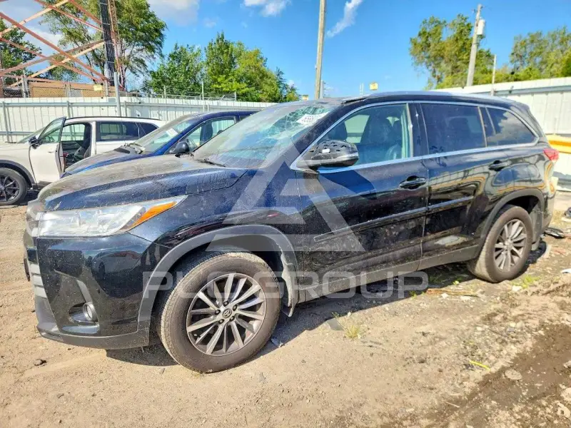 2019 Toyota Highlander фото