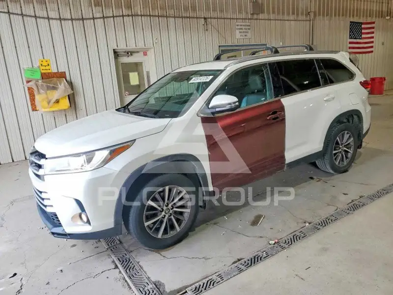 2019 Toyota Highlander фото