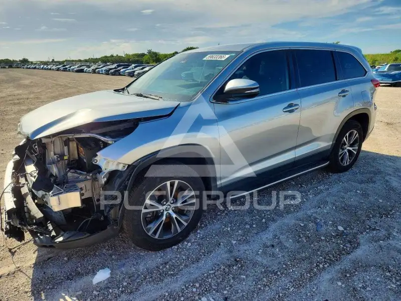 2019 Toyota Highlander фото