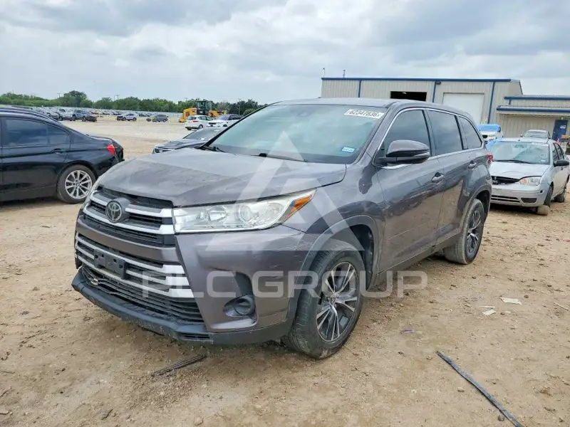 2019 Toyota Highlander фото