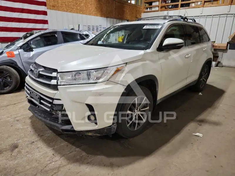2019 Toyota Highlander фото