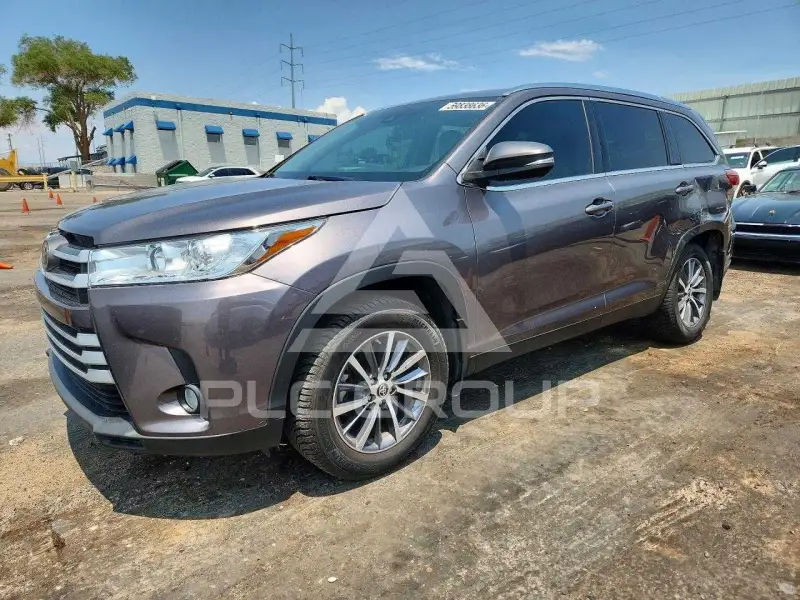 2019 Toyota Highlander фото