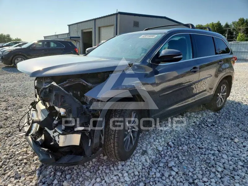 2019 Toyota Highlander фото