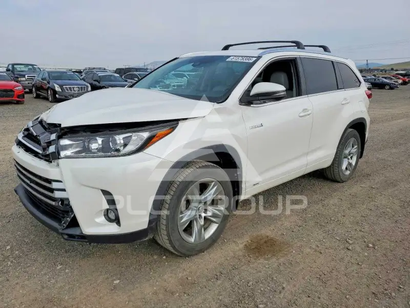 2019 Toyota Highlander photo