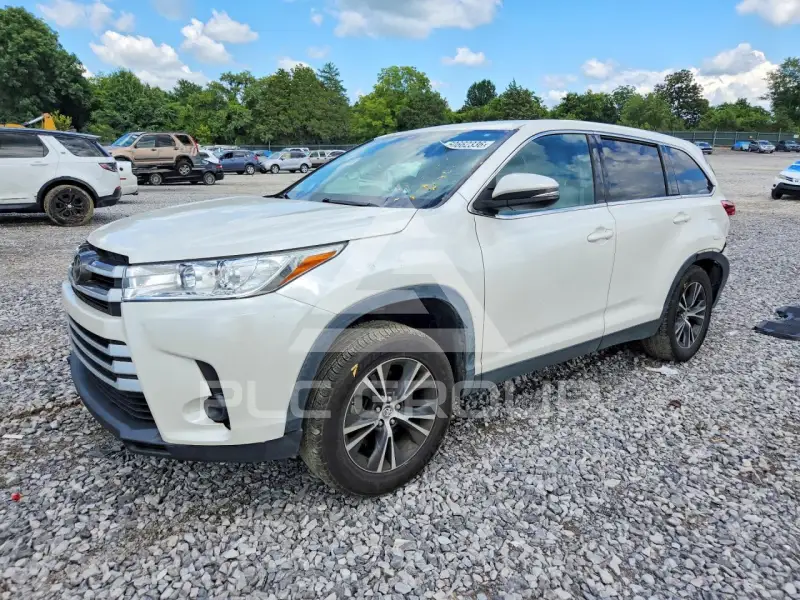 2019 Toyota Highlander фото