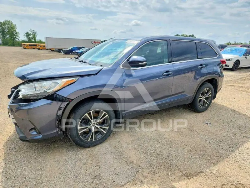 2019 Toyota Highlander фото
