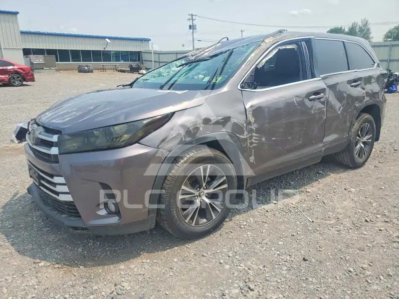 2019 Toyota Highlander фото