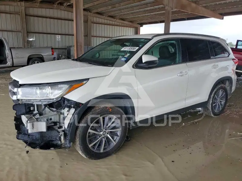 2019 Toyota Highlander фото